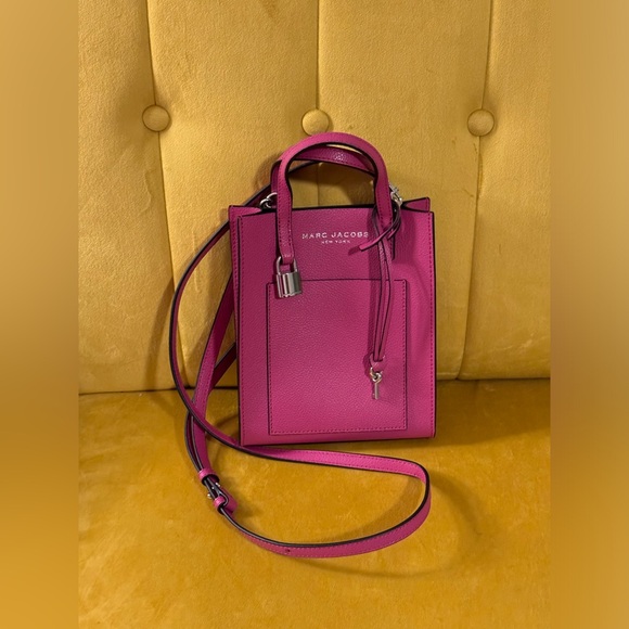 Marc Jacobs Handbags - Marc Jacobs Micro Tote Bag (Pink)
